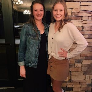 Meet your Posher, Riley